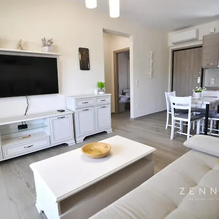 Zennova #60, Family Apartment *